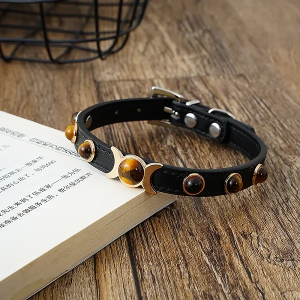 Soft Leather Pet Collar with Tiger Eyes